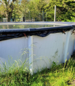 An old, unused above ground pool is an eyesore. VJR can break-down and haul it away for you.